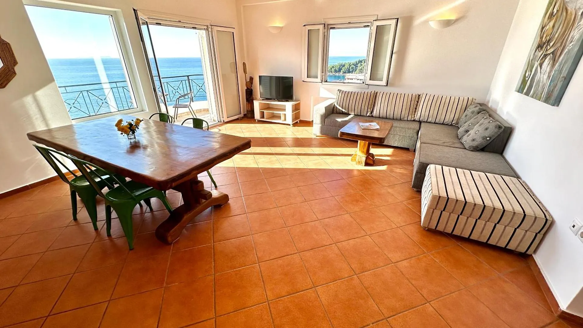 Apartment Roumers Himara