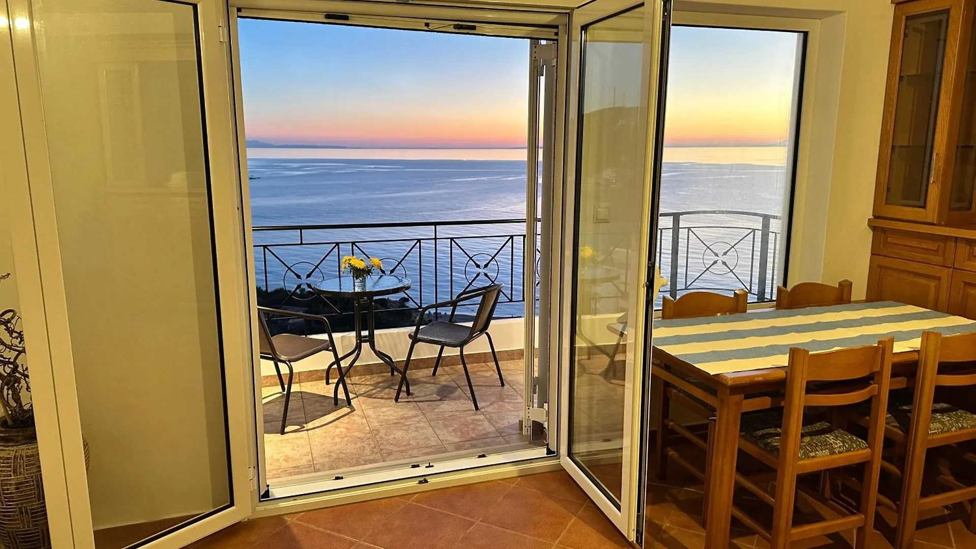 Apartment Roumers Himara
