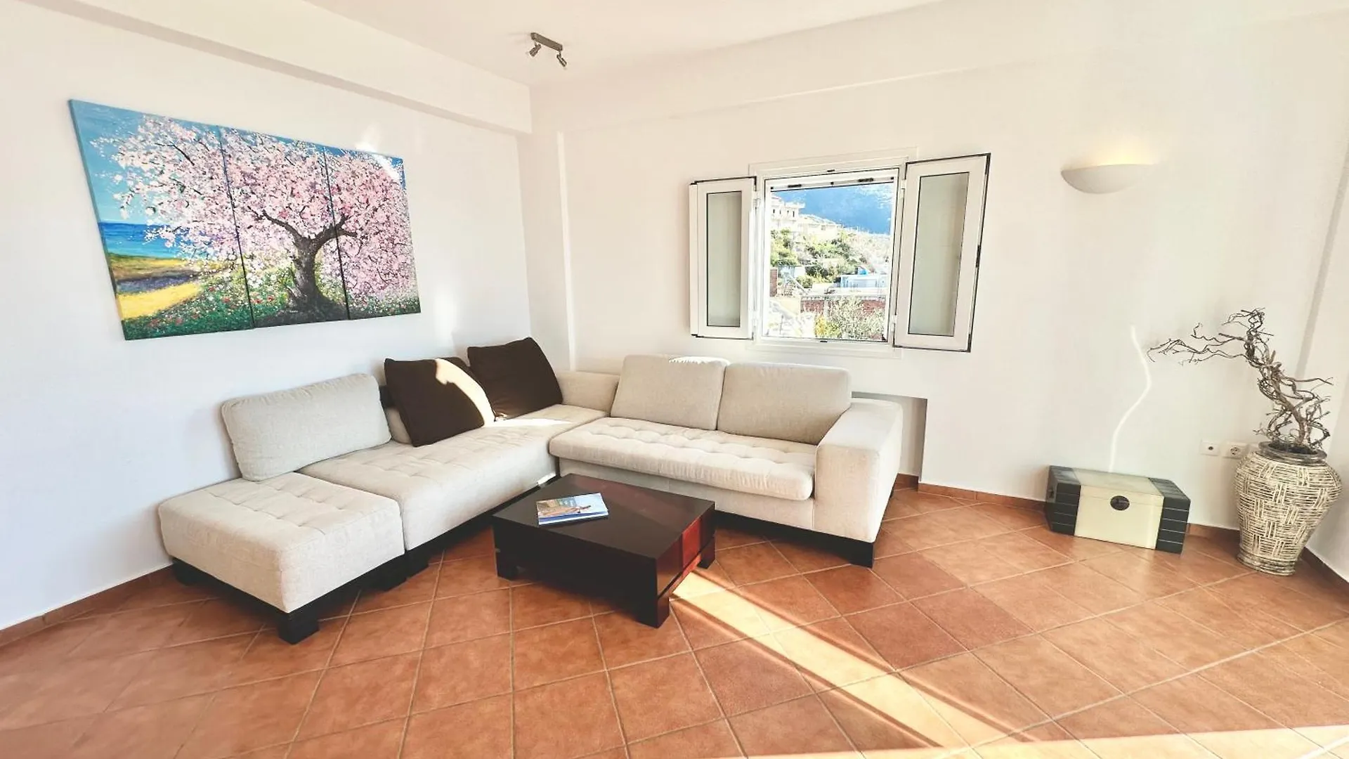 Roumers Himara Apartment Himare