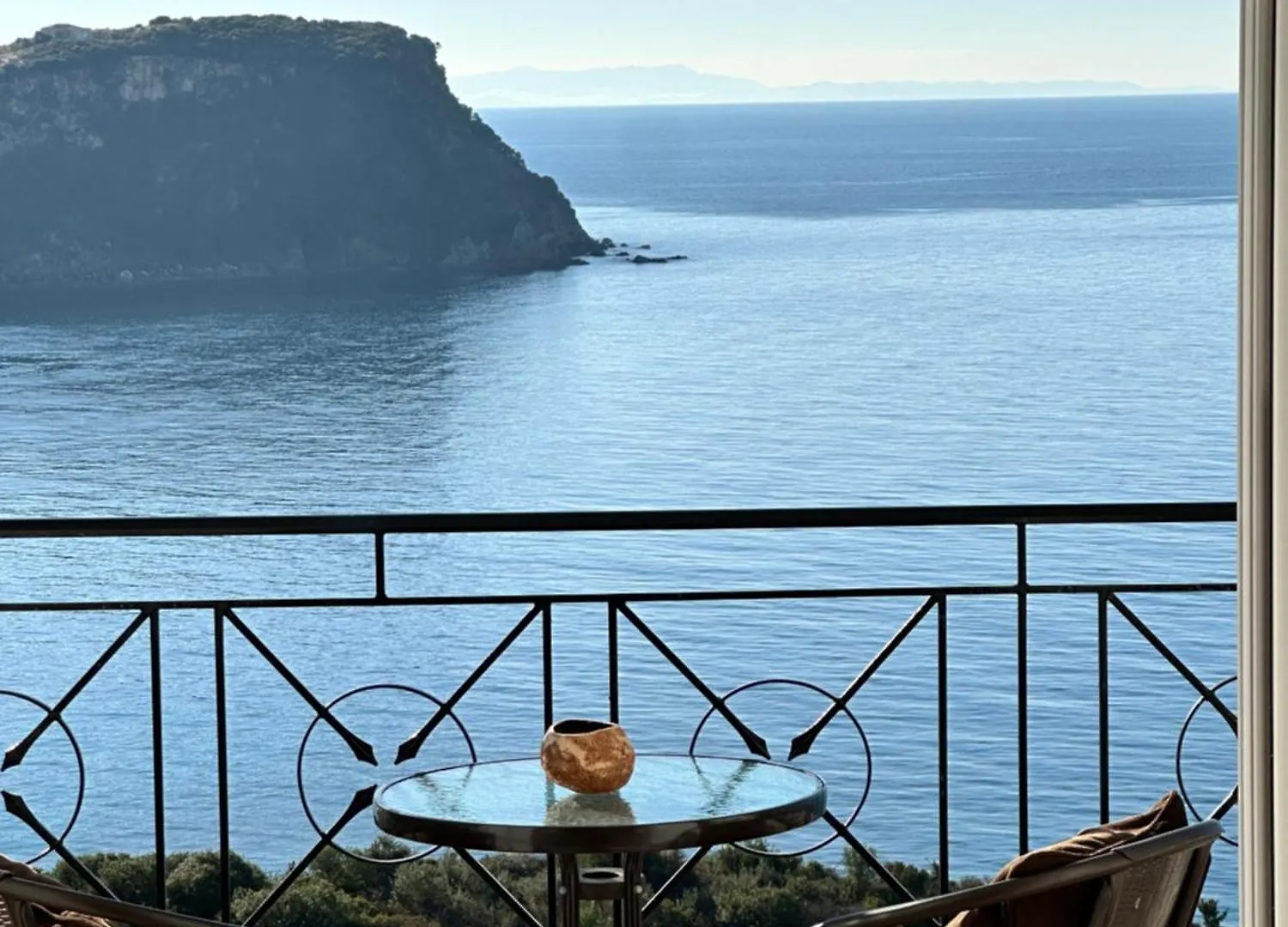 Roumers Himara