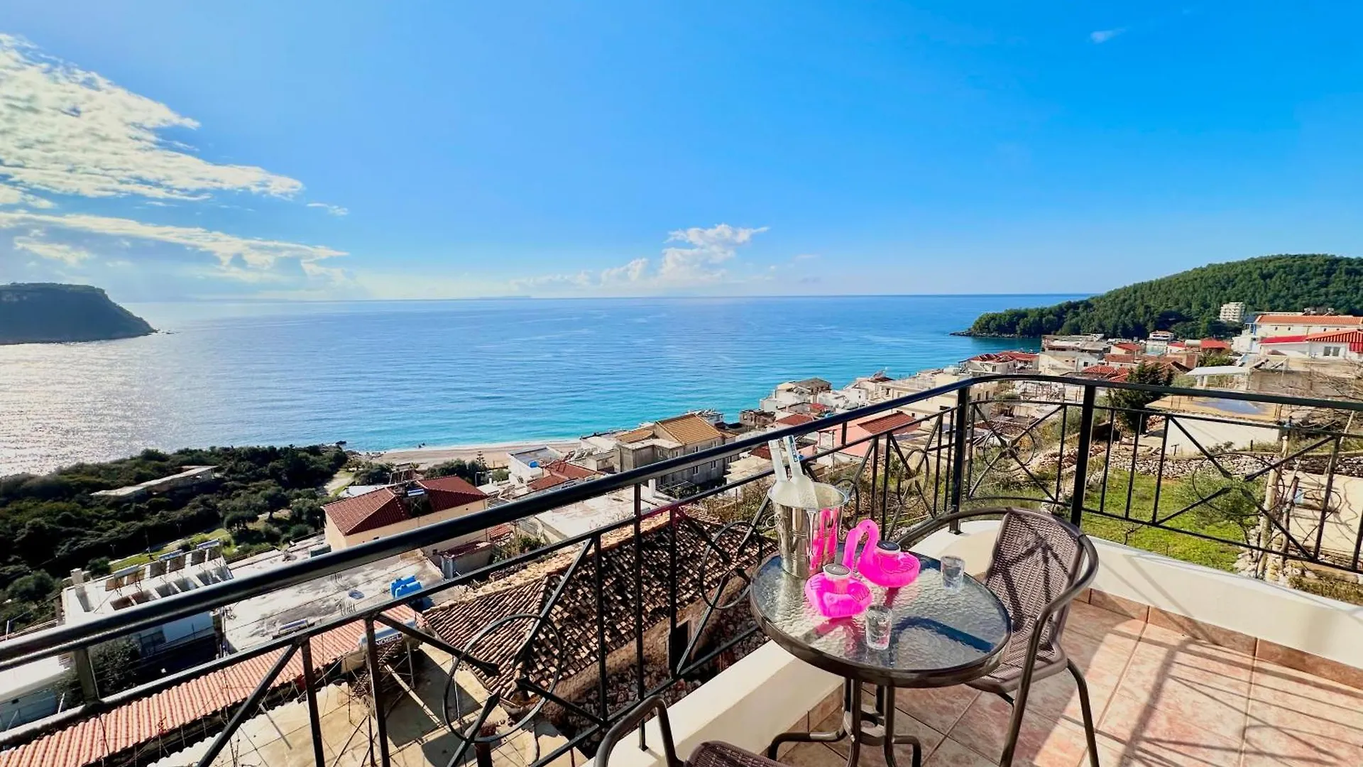 Apartment Roumers Himara