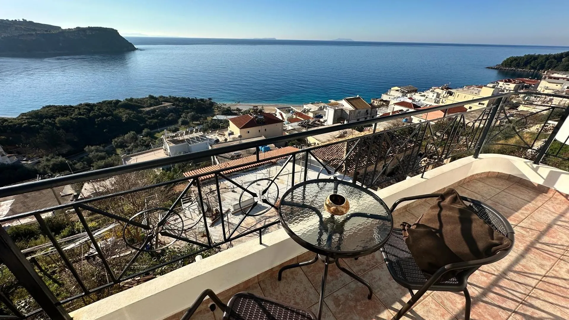 Roumers Himara Arnavutluk
